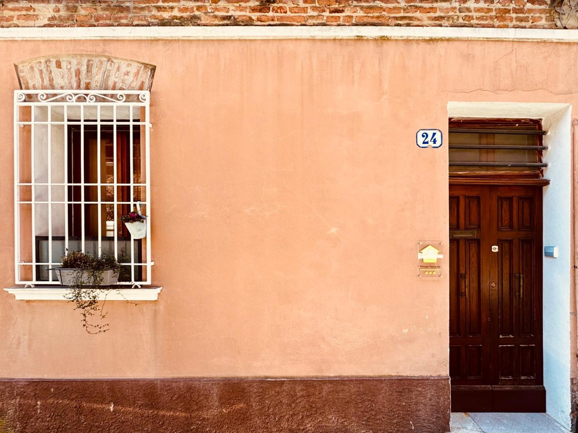 Principe Ranocchio - Casa Nel Centro Storico Lejlighed Ferrara Eksteriør billede